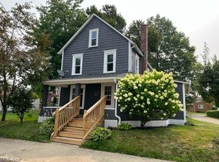 202 Royer Ave NW, North Canton, OH 44720