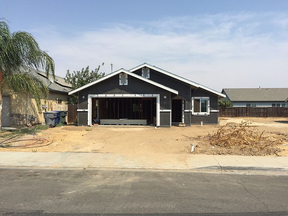 2nd image of 133 Monarch Rd