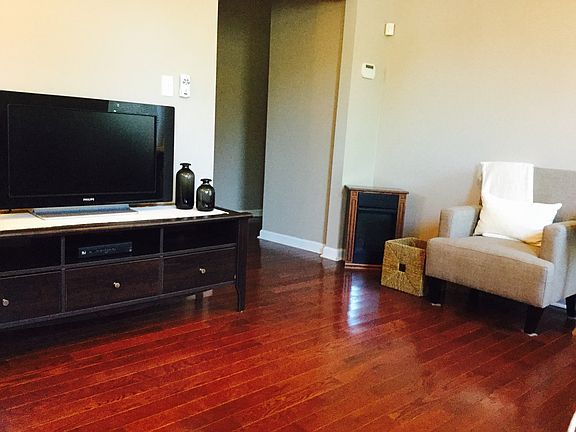 3rd image of 2921 Missouri Ave #1F