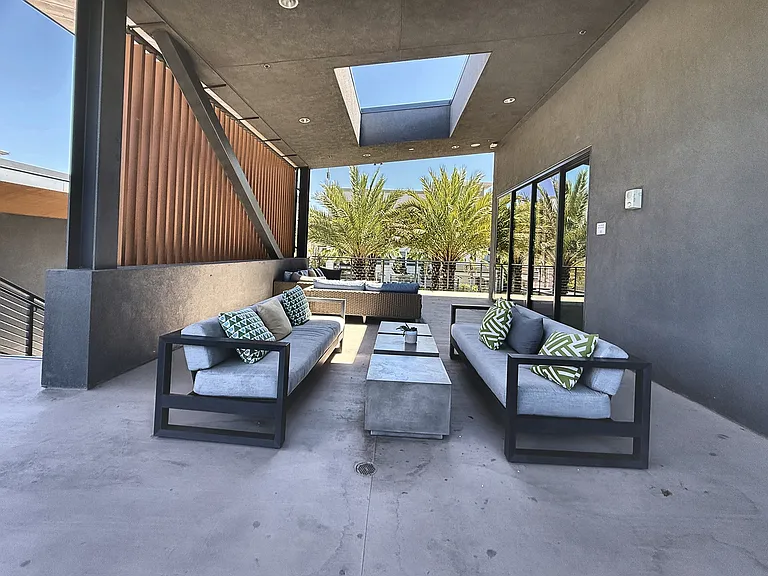 5565 Dublin Blvd — Photo 24