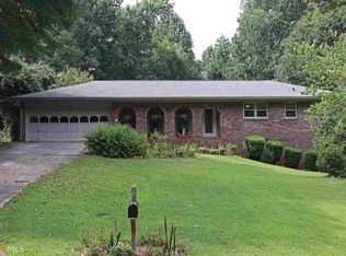 5627 Beechwood Dr, Stone Mountain, GA 30087