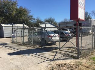 600 Berry Rd, Houston, TX 77022