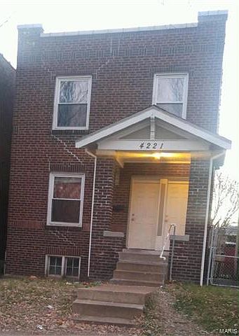 2nd image of 4221 California Ave