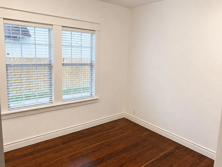 6816 Sherman St — Photo 12