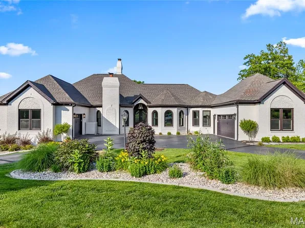 5 Shelbourne Wood Ct, Weldon Spring, MO 63304