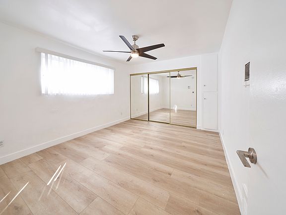 3rd image of 5225 W Lexington Ave #38