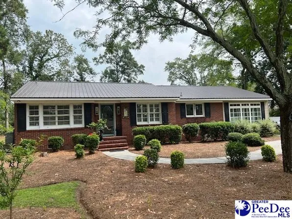 335 Johnson Dr, Dillon, SC 29536