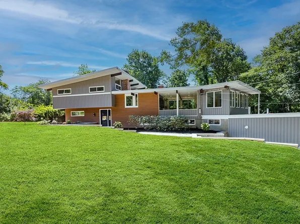 411 Hill Rd, Boxboro, MA 01719