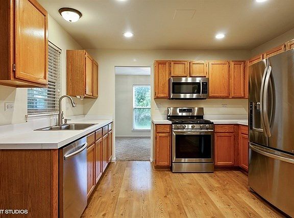 5th image of 2115 Aspen Dr