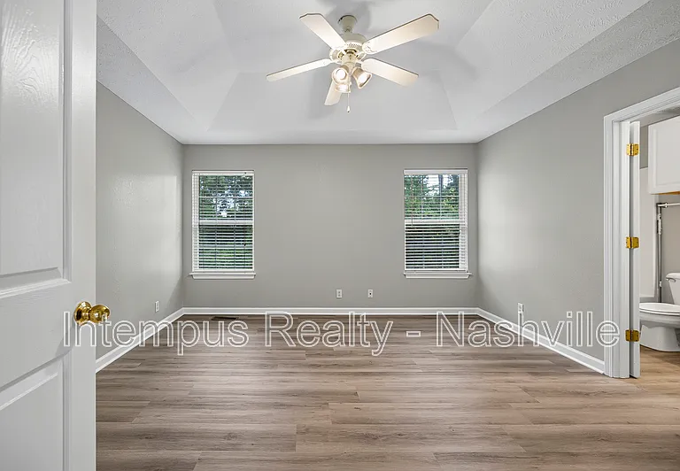 325 Shoshone Pl — Photo 4