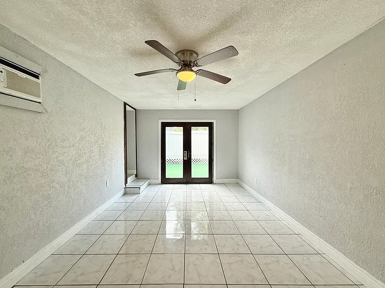 1436 San Juan Ct #B — Photo 13