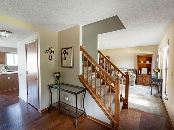 4th image of 7711 Schoolway Ct