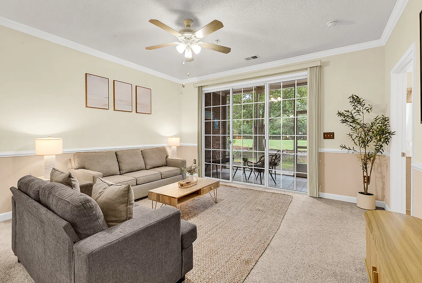 6015 Catalina Drive - 1 — Photo 1