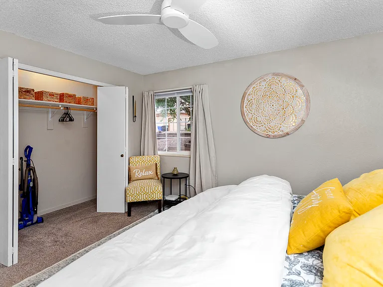3715 N Hancock Ave — Photo 35