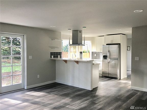 3rd image of 9602 175th Street Ct E