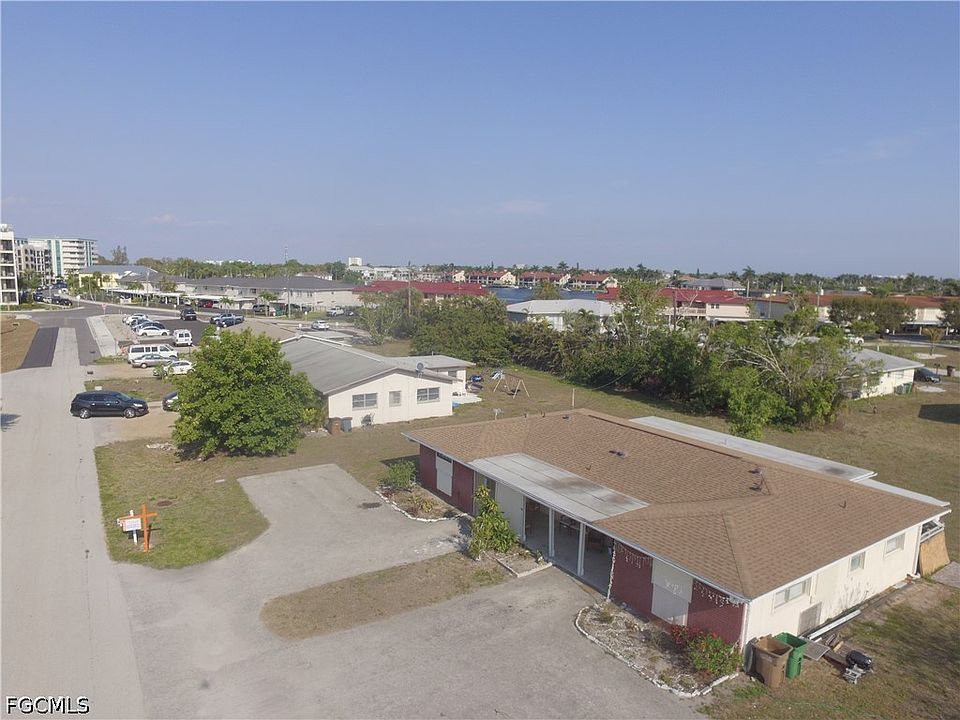 1st image of 326 Palmetto Dr