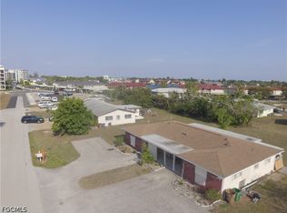 326 Palmetto Dr, Cape Coral, FL 33904