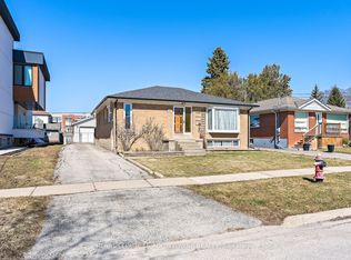 37 Prince Charles Dr, Halton Hills, ON L7G 3T9
