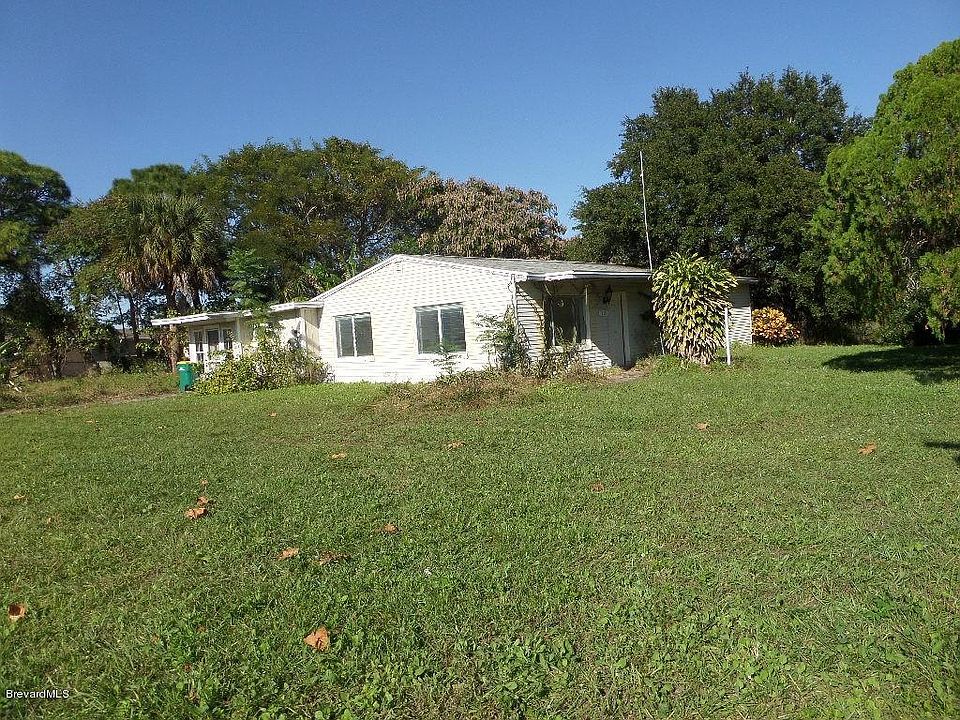 1st image of 200 Lantana Ln