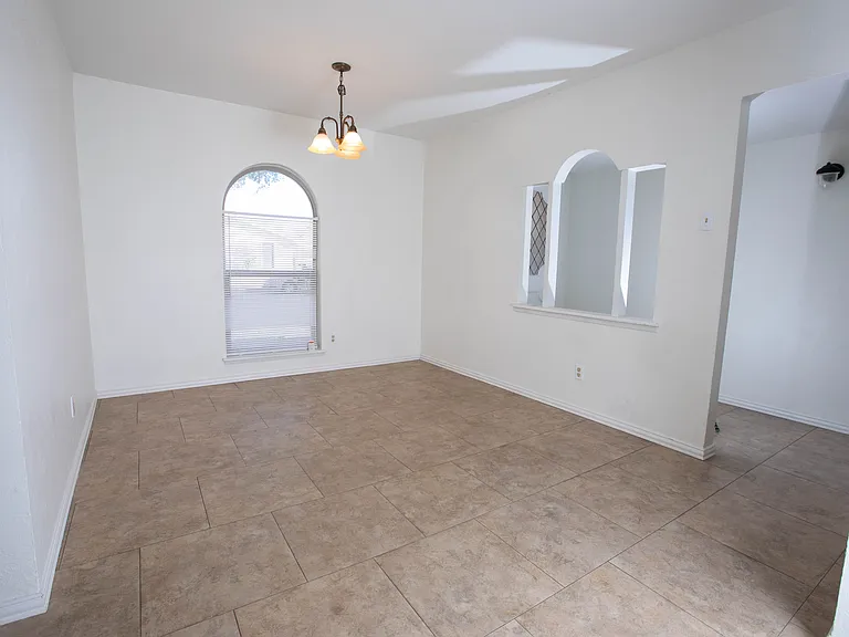 4705 Largo Trl — Photo 5