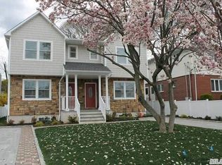 53 Juniper Rd, Port Washington, NY 11050