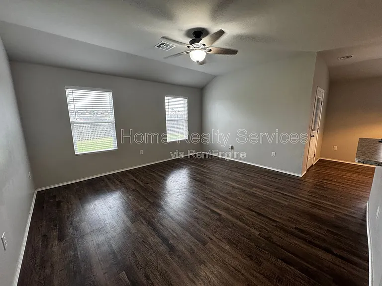 9904 Jackrabbit Rd — Photo 24