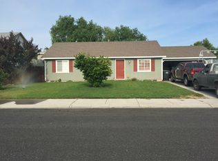 1441 S Cougar Dr, Moses Lake, WA 98837