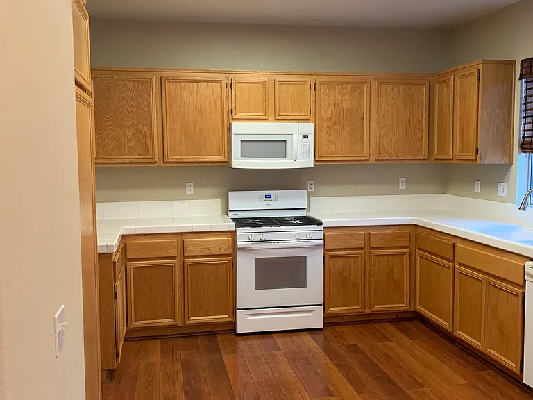 1009 Miraflores Dr #TRI — Photo 9