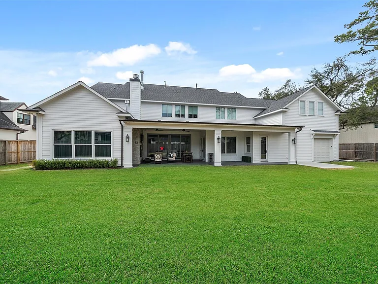 1110 Lone Star Dr — Photo 32