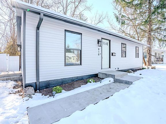 4th image of 918 Brinkman St