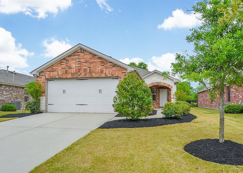 1st image of 2918 Bur Oak Ct