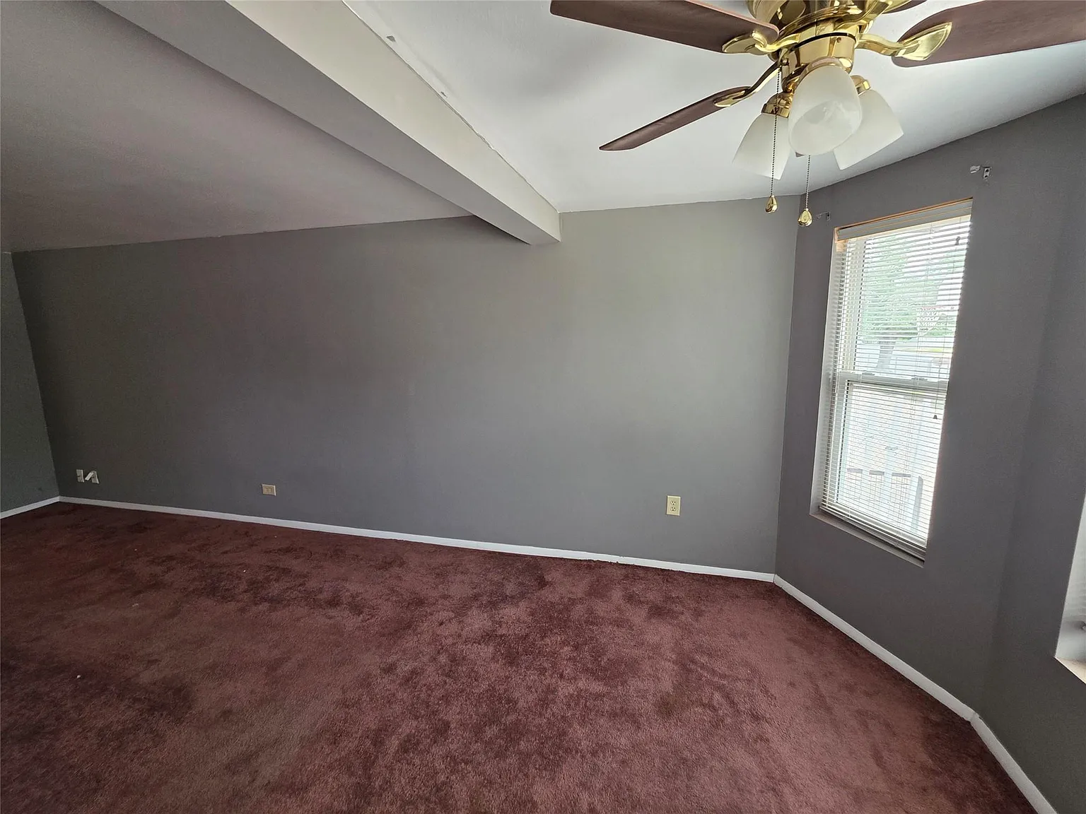 3 bed, 2.0 bath, 1444 sqft, $1,399 — Photo 2
