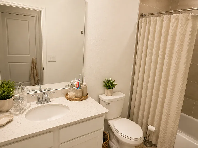 619 NW 5th Ln — Photo 13