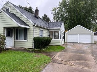 1328 Alberta St NE, Grand Rapids, MI 49505