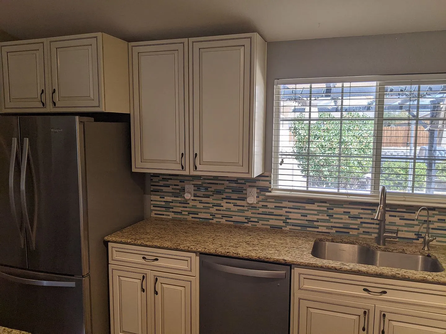 Spacious 4 Bedroom, 2 Bath, 2,197 square foot home — Photo 2