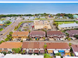 2448 Carriage Ct, Indialantic, FL 32903