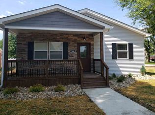 506 East St, Walton, IN 46994