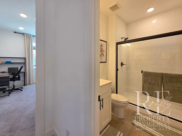 10607 Treasure Dr NW — Photo 22