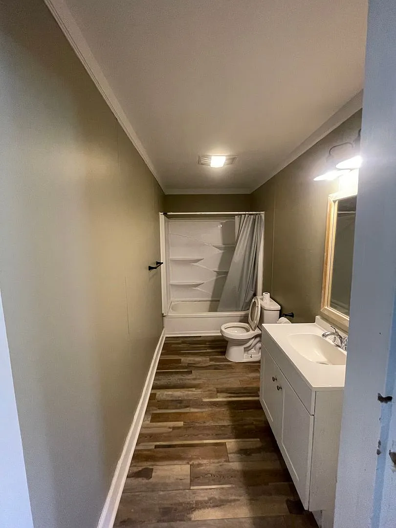 511 Lee Street — Photo 4