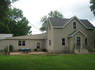 17475 N Angling Ln, Mount Vernon, IL 62864