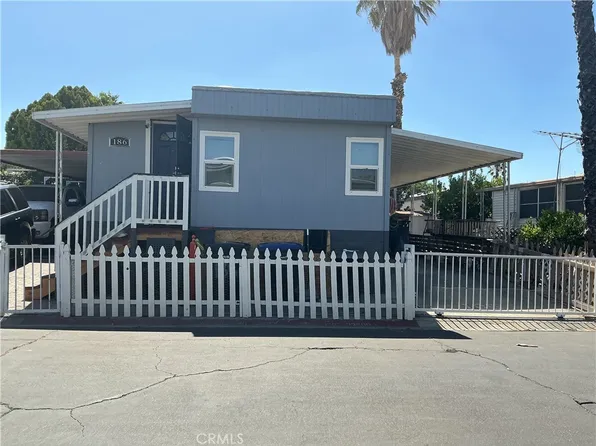 1097 N State St Space 186, Hemet, CA 92543