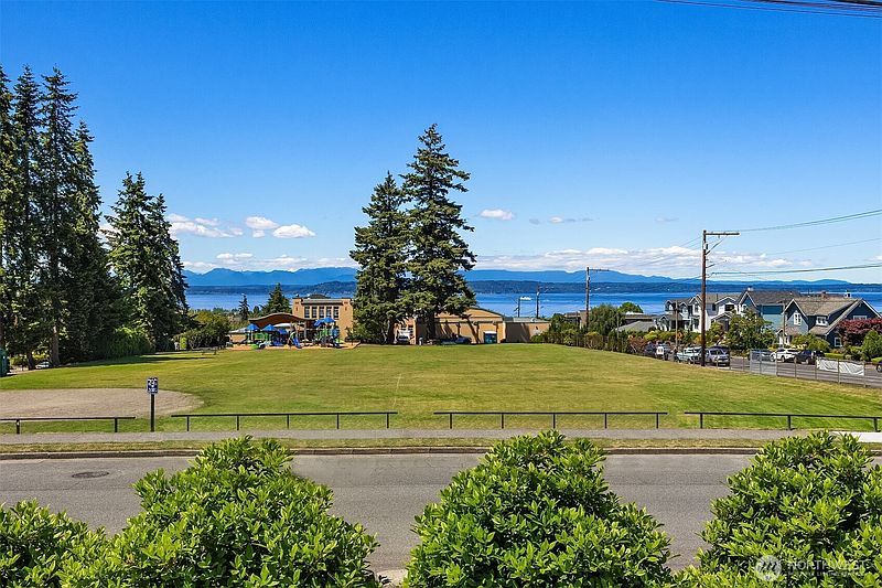 2nd image of 103 8th Avenue S