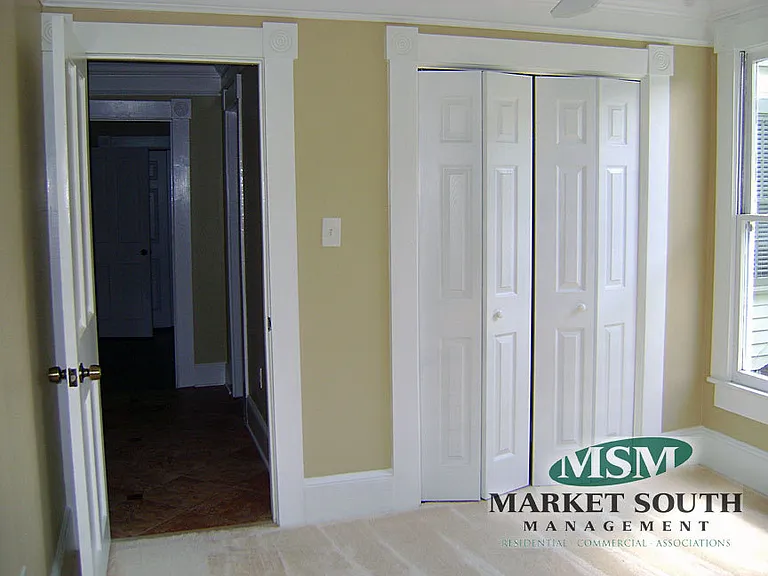 540 E Gaston St #B — Photo 9