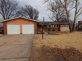 814 N Murray Ave, Wichita, KS 67212