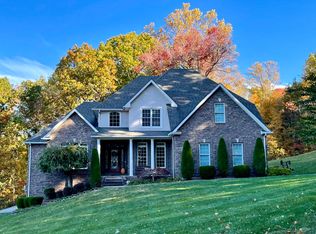 879 Woods Edge Dr, Somerset, KY
