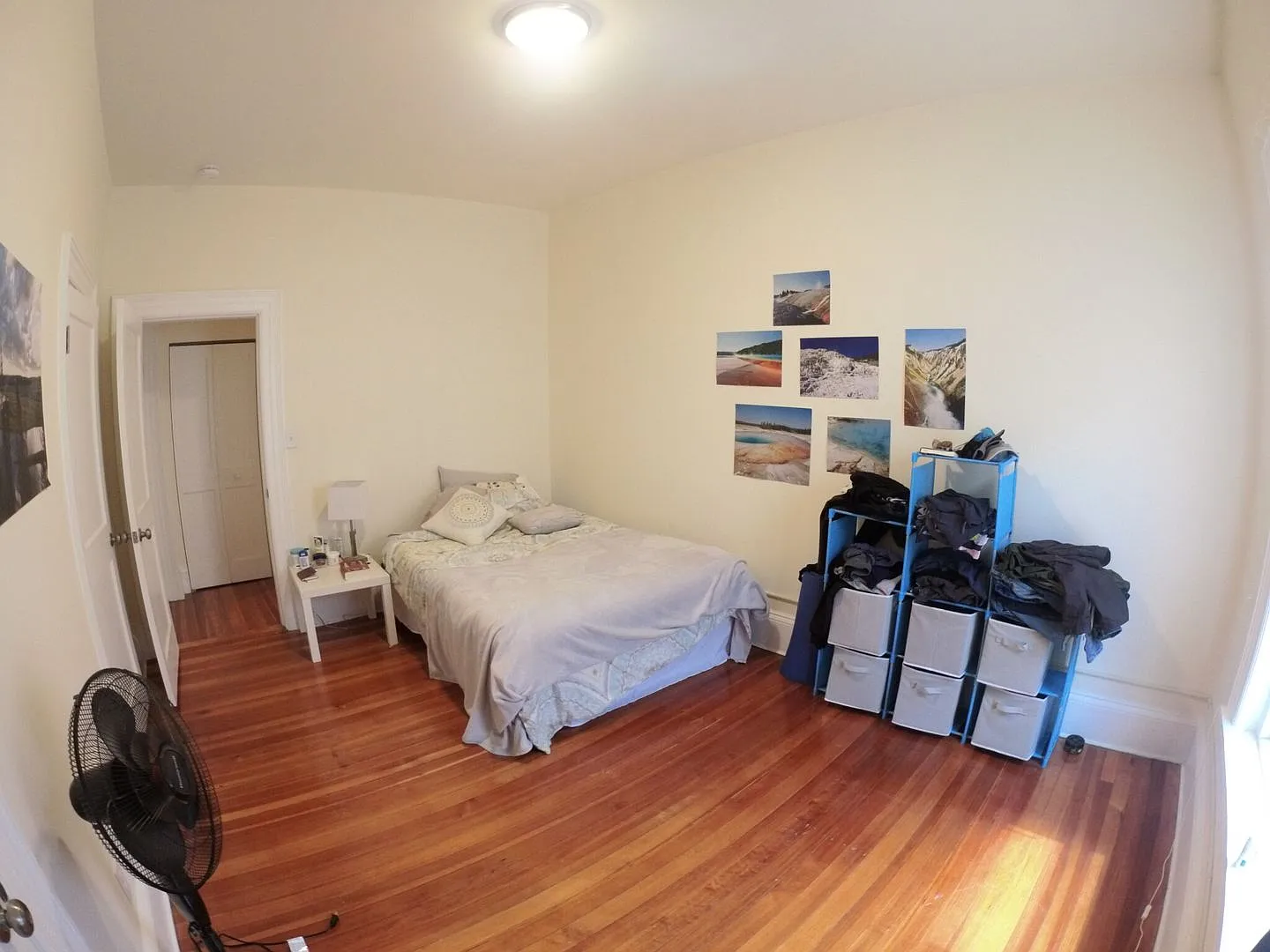 Charming 2 Bedroom-No Broker Fee — Photo 3