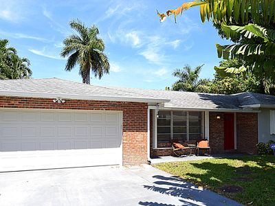 915 SW 27th Way, Boynton Beach, FL, 33435