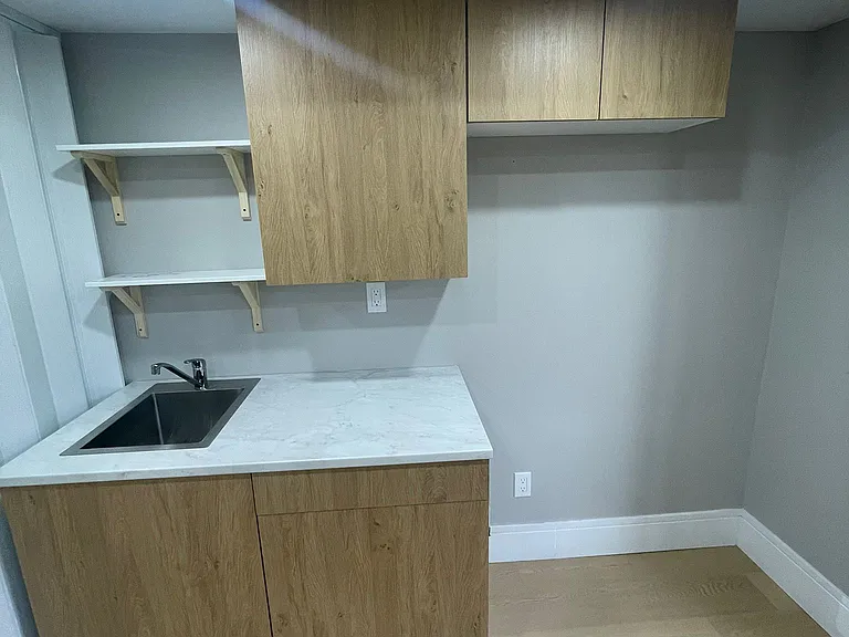 60 Arkell Rd — Photo 3