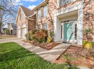 3360 Burninglog Dr, Grapevine, TX 76051
