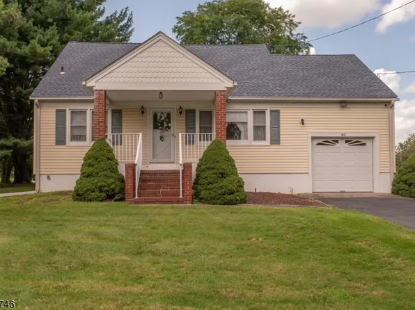 40 Evelyn Ave, Franklin Twp., NJ 08823